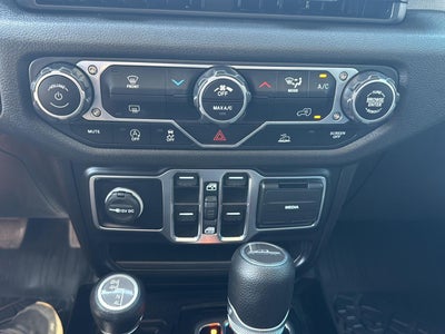 2025 Jeep Gladiator Nighthawk