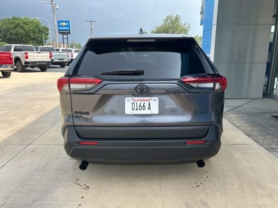 2022 Toyota RAV4 LE