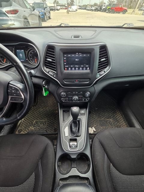 2020 Jeep Cherokee Latitude FWD