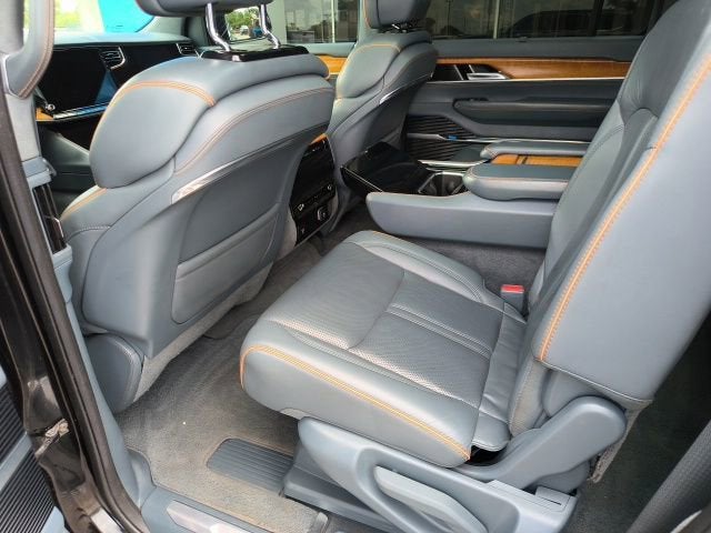 2022 Jeep Grand Wagoneer Series II 4x4