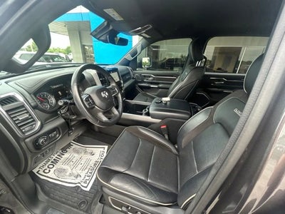 2022 RAM 1500 Laramie Crew Cab 4x4 5'7" Box