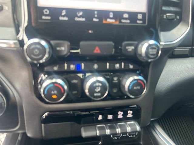 2022 RAM 1500 Laramie Crew Cab 4x4 5'7" Box