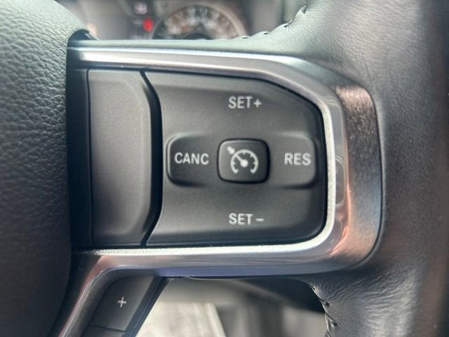 2022 RAM 1500 Laramie Crew Cab 4x4 5'7" Box