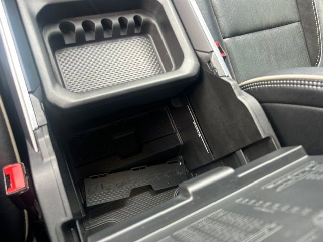 2022 RAM 1500 Laramie Crew Cab 4x4 5'7" Box