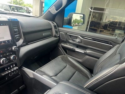 2022 RAM 1500 Laramie Crew Cab 4x4 5'7" Box