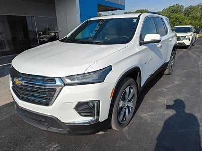 2023 Chevrolet Traverse LT Leather