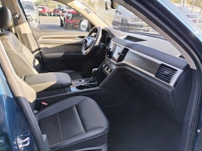 2022 Volkswagen Atlas 2.0T SE w/Technology