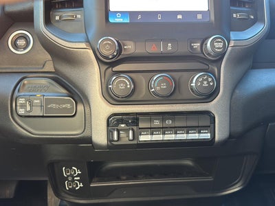 2022 RAM 2500 Tradesman Crew Cab 4x4 6'4" Box