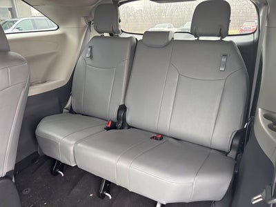2023 Toyota Sienna XLE