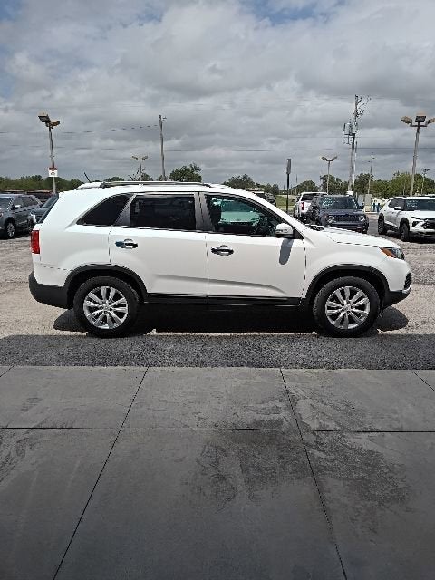 2011 Kia Sorento LX