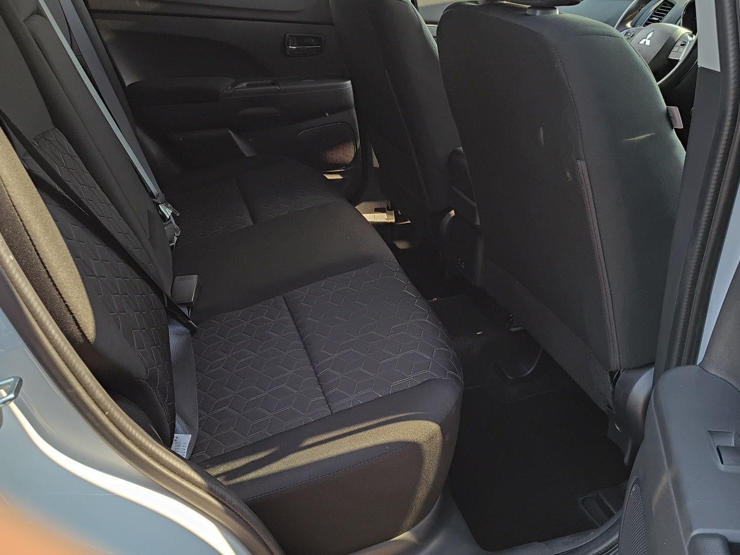 2025 Mitsubishi Outlander Sport S