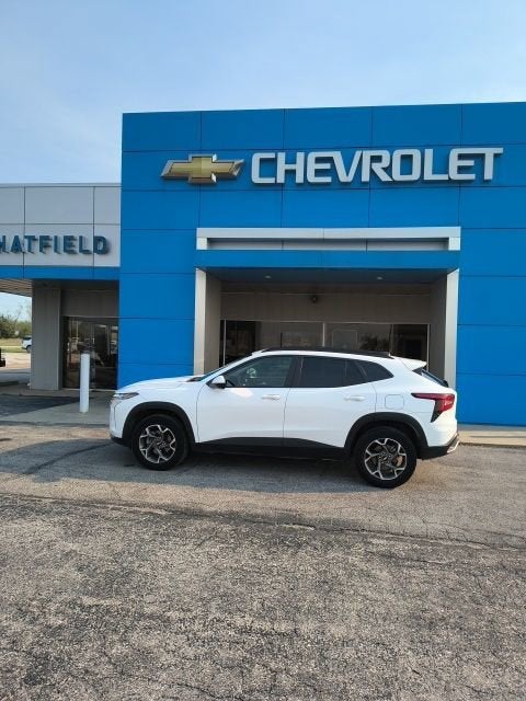 2025 Chevrolet Trax LT