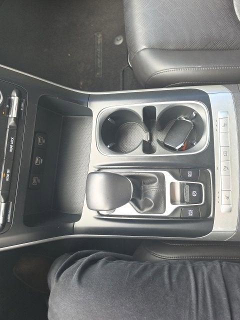 2024 Kia Carnival MPV LX Seat Package