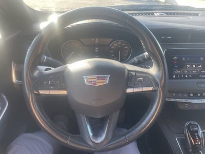 2023 Cadillac XT4 Premium Luxury