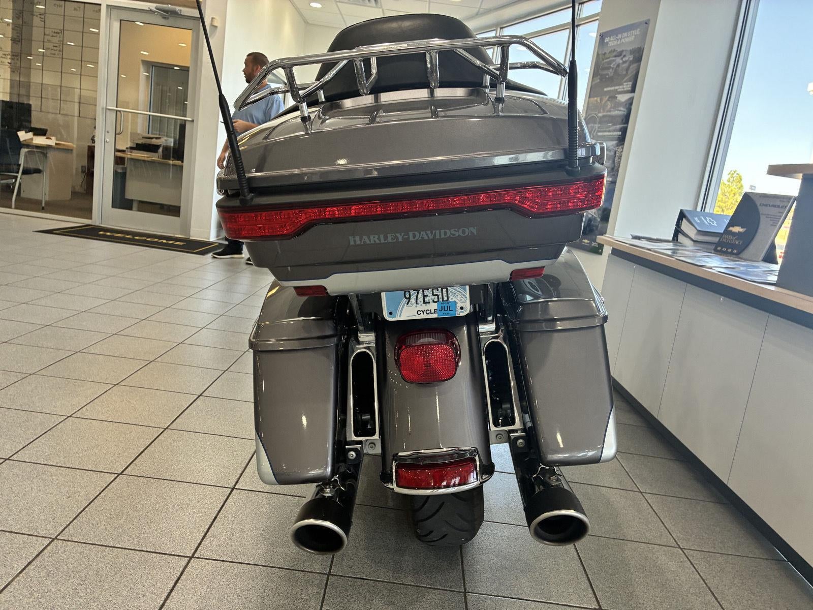 2014 HARLEY-DAV FLHTK Base