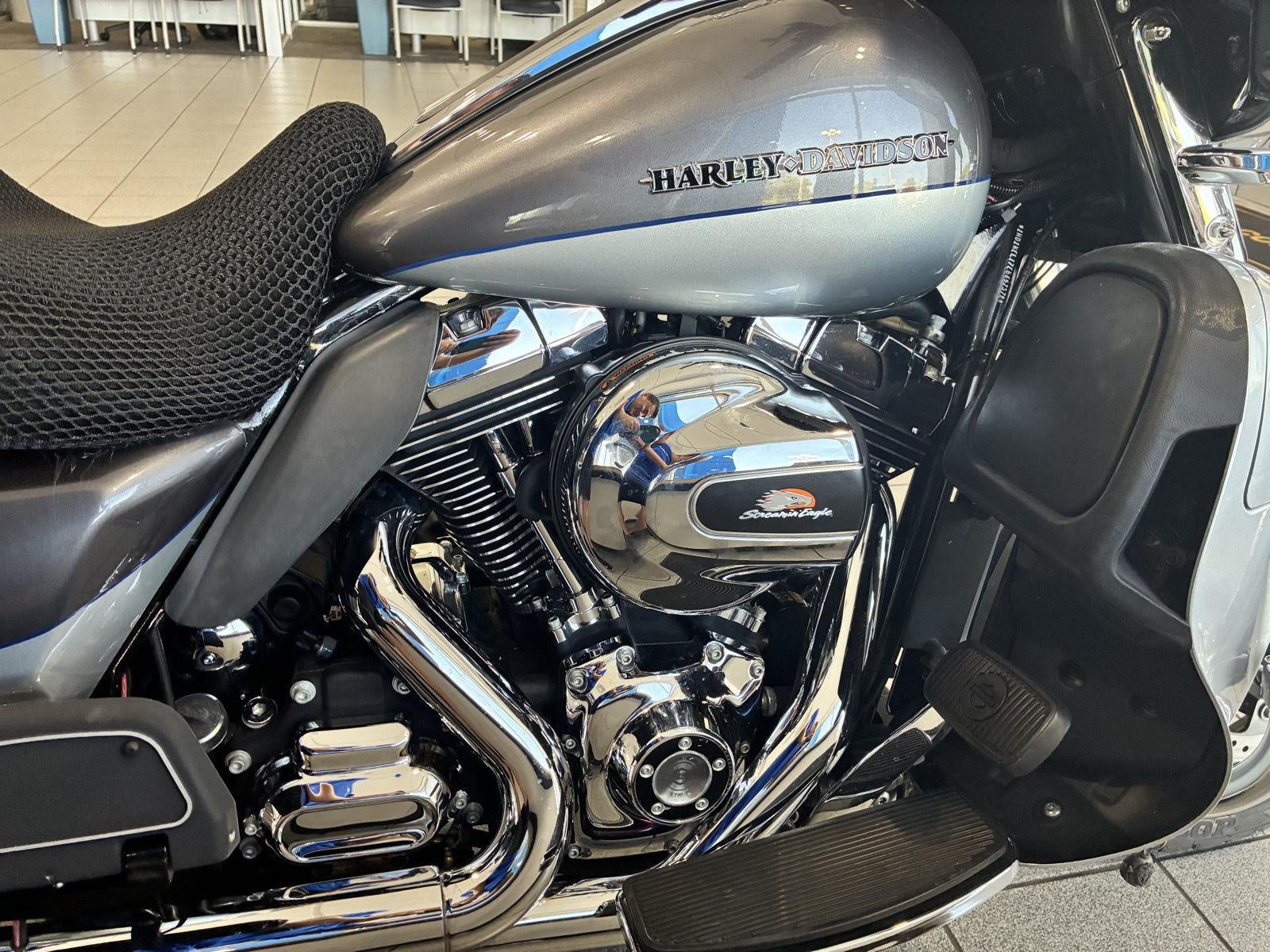 2014 HARLEY-DAV FLHTK Base