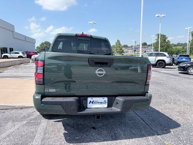 2025 Nissan Frontier SV