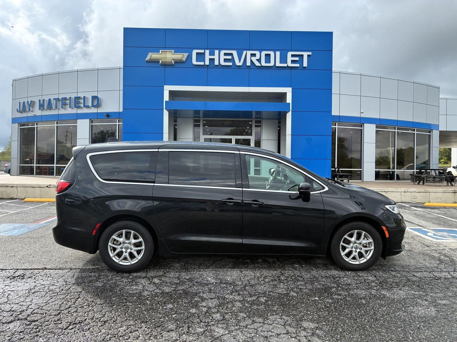 2023 Chrysler Pacifica Touring L