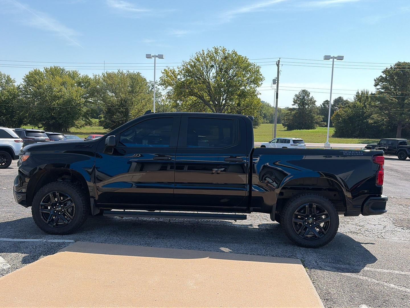 2023 Chevrolet Silverado 1500 Custom Trail Boss