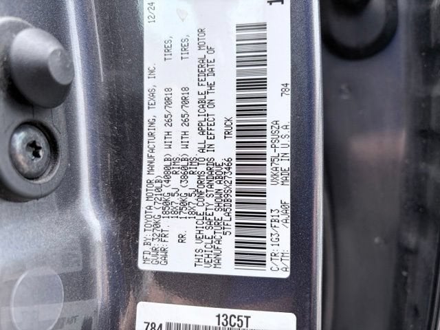 2025 Toyota Tundra 4WD SR
