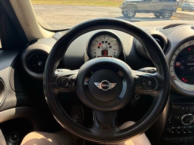 2012 MINI Cooper Countryman FWD 4dr