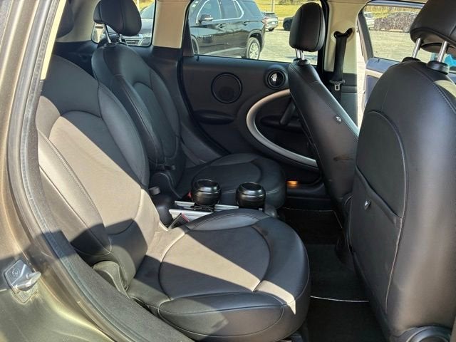 2012 MINI Cooper Countryman FWD 4dr