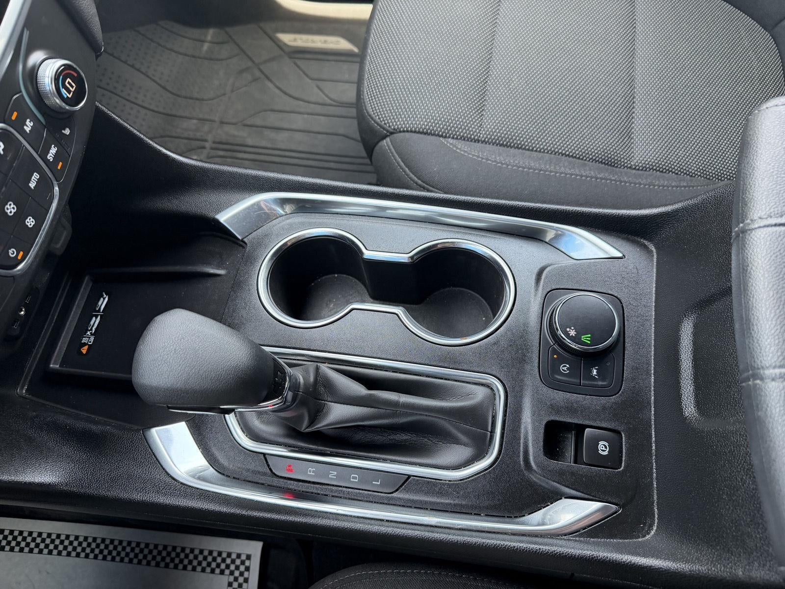 2023 Chevrolet Traverse Base
