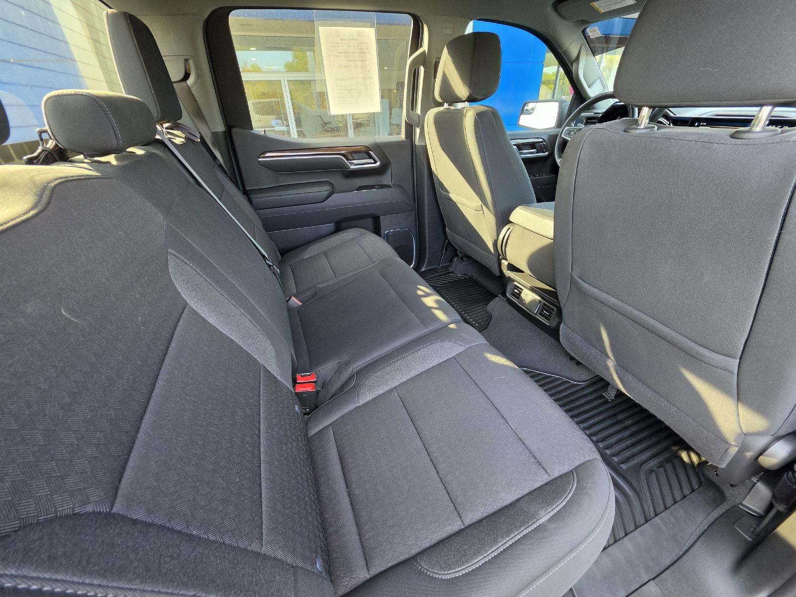 2025 Chevrolet Silverado 1500 Base