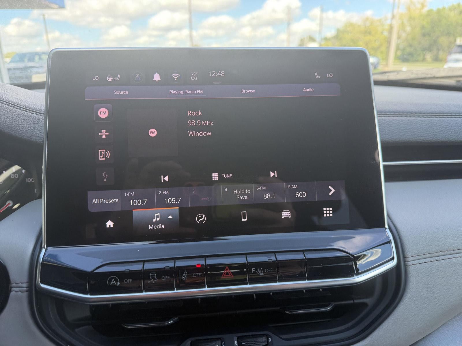 2025 Jeep Compass Base