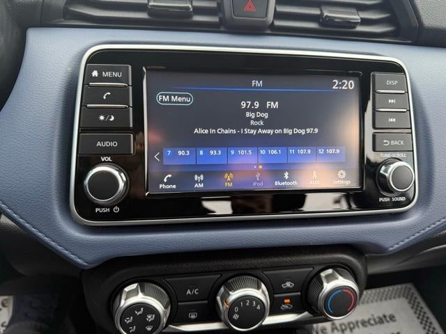 2023 Nissan Versa SV