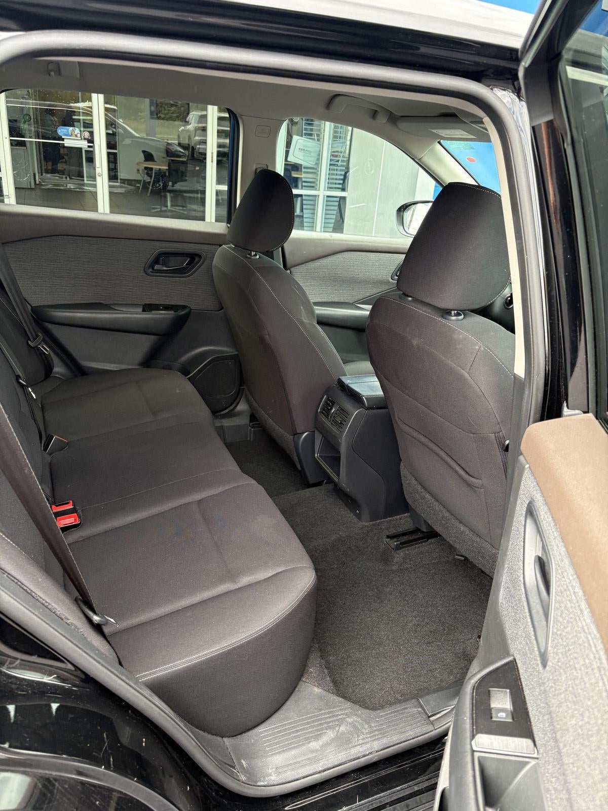 2023 Nissan Rogue Base