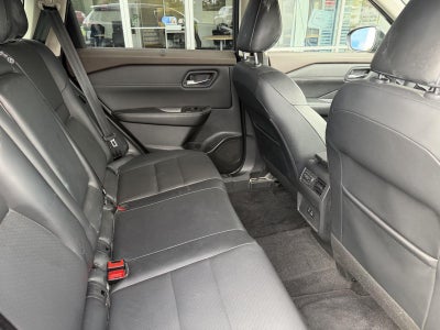 2022 Nissan Rogue Base