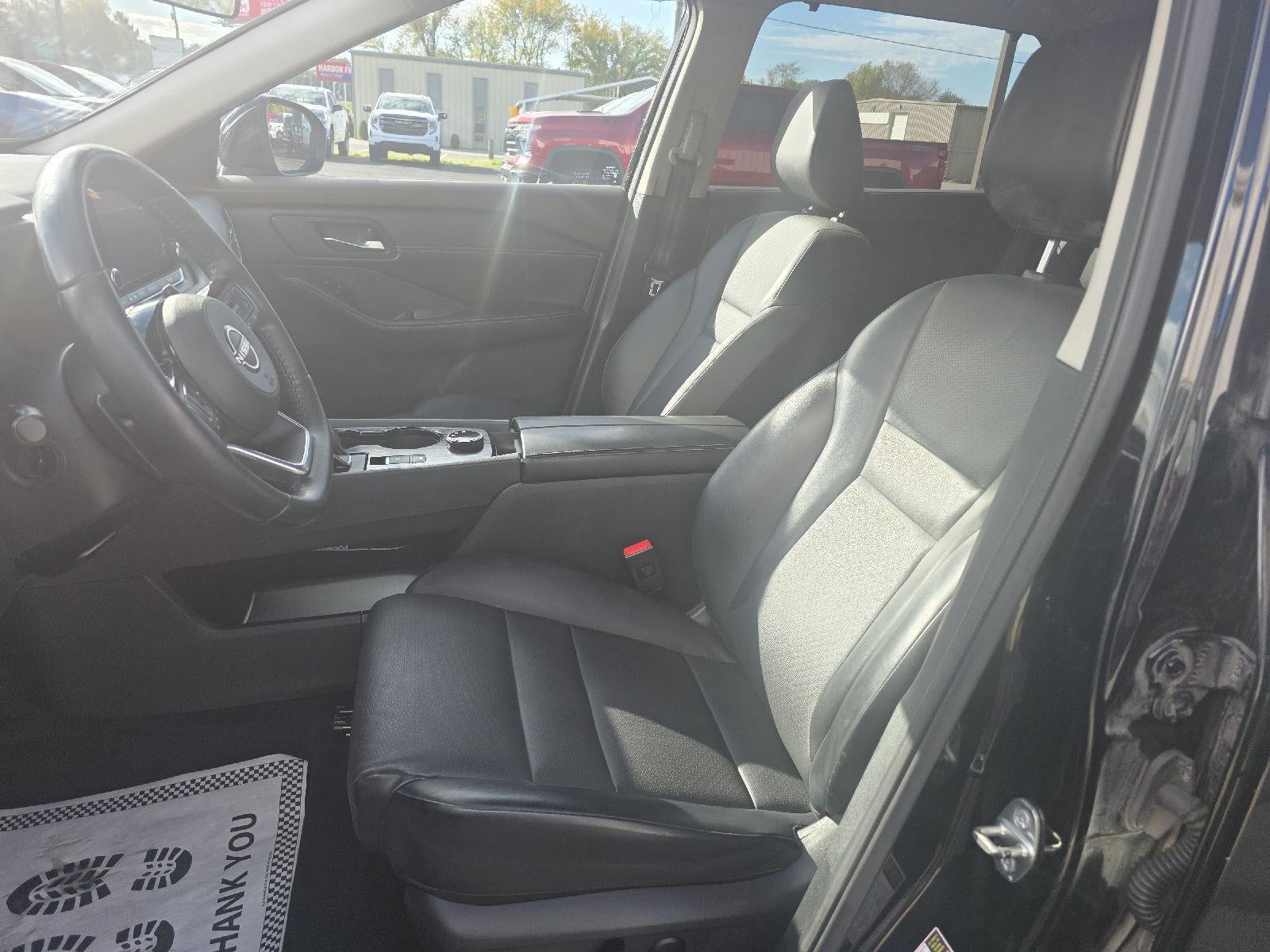 2022 Nissan Rogue Base
