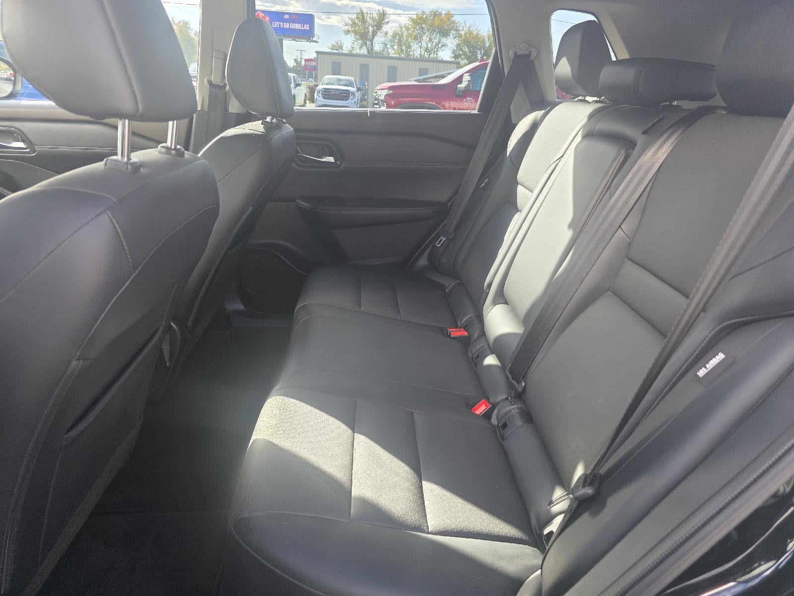 2022 Nissan Rogue Base