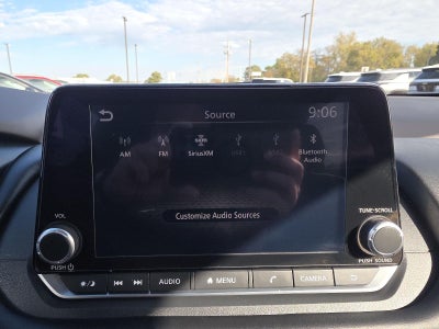 2022 Nissan Rogue Base