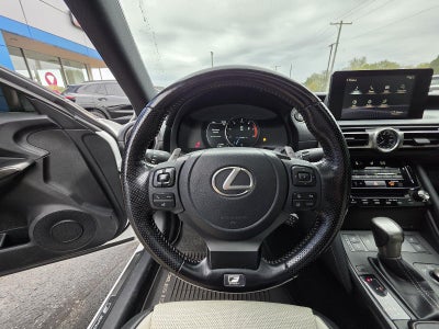 2022 Lexus IS 