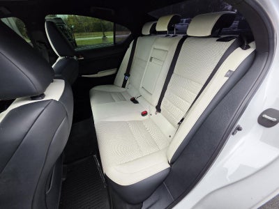 2022 Lexus IS 