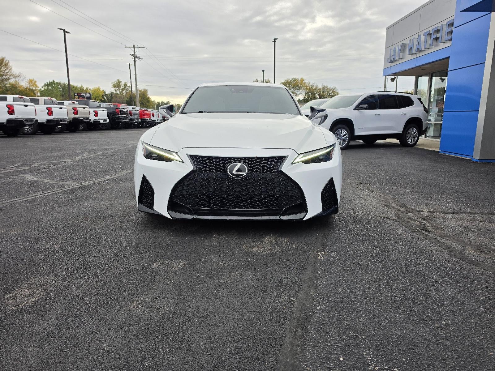 2022 Lexus IS 