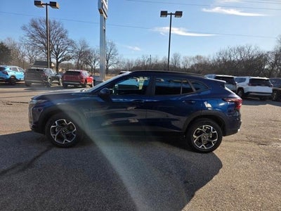 2024 Chevrolet Trax LT