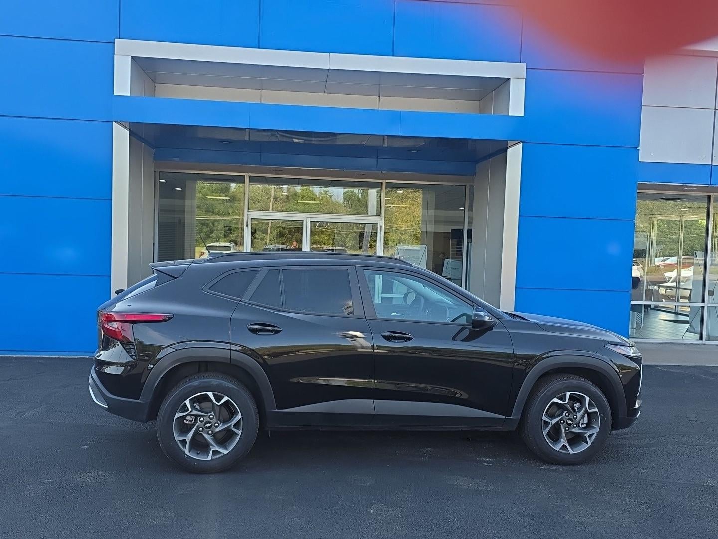 2024 Chevrolet Trax Base