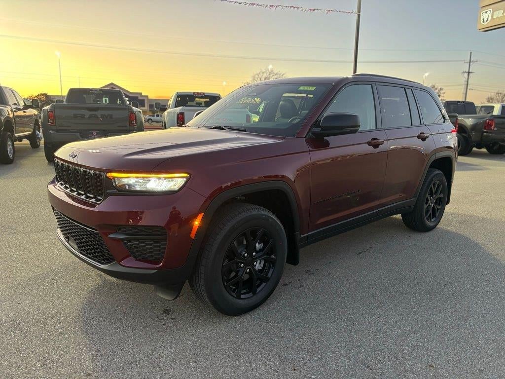 2025 Jeep Grand Cherokee Altitude X 4x4