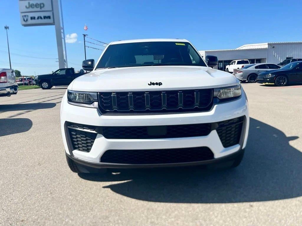 2026 Jeep Grand Cherokee Altitude 4x4