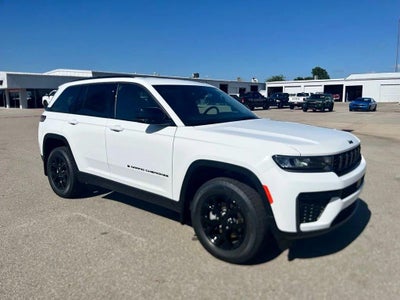 2026 Jeep Grand Cherokee Altitude 4x4