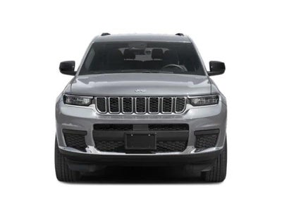 2027 Jeep Grand Cherokee Laredo Altitude