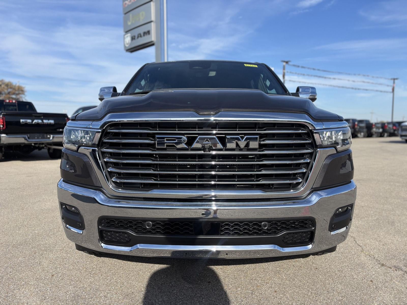 2027 RAM Ram 1500 RAM 1500 LARAMIE CREW CAB 4X4 5'7' BOX
