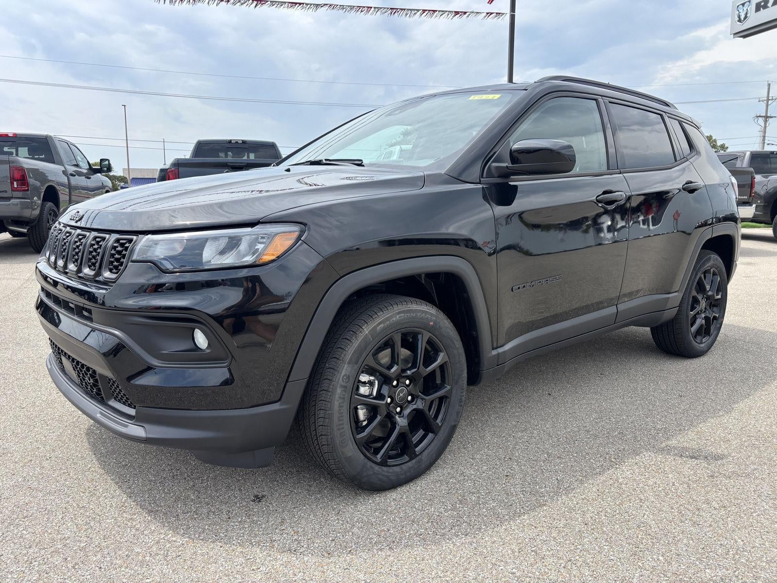2026 Jeep Compass Latitude Altitude