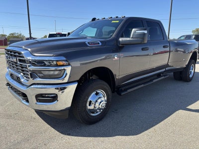 2027 RAM Ram 3500 RAM 3500 TRADESMAN CREW CAB 4X4 8' BOX