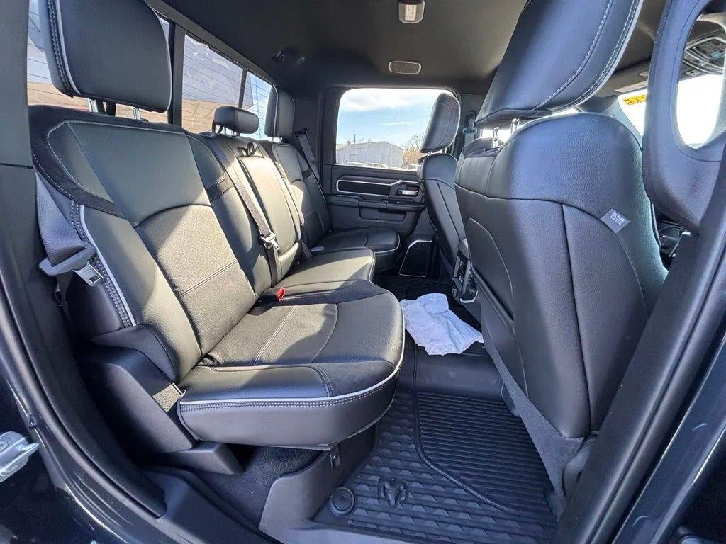 2026 RAM Ram 3500 RAM 3500 LARAMIE CREW CAB 4X4 8' BOX