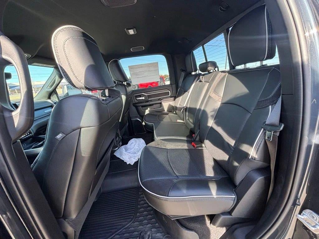 2026 RAM Ram 3500 RAM 3500 LARAMIE CREW CAB 4X4 8' BOX