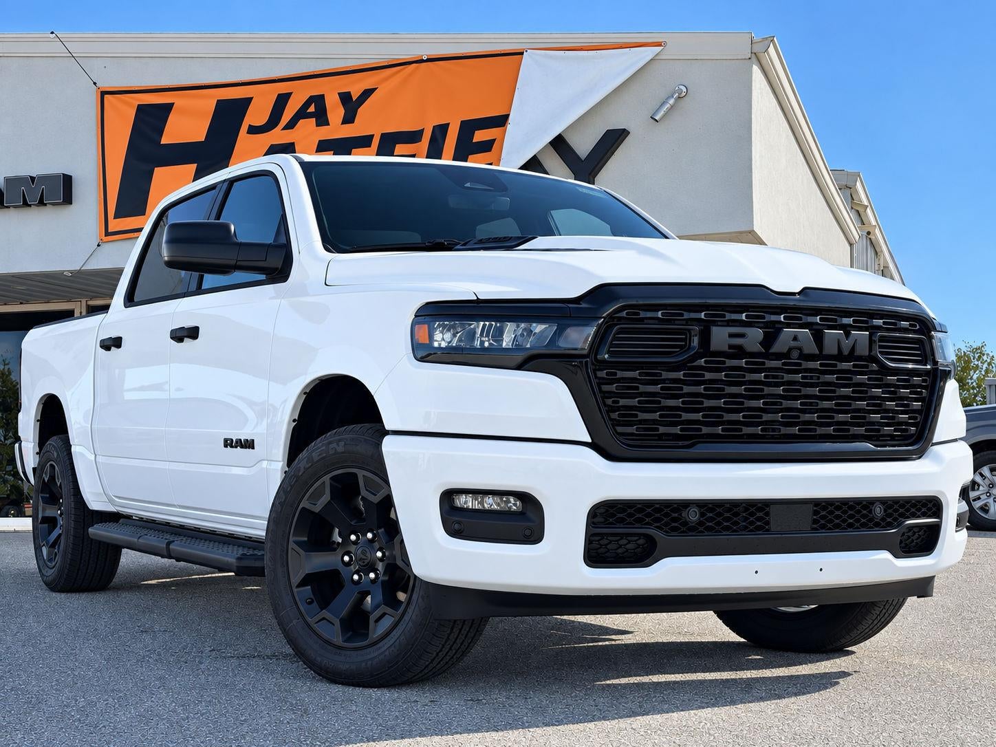 2027 RAM Ram 1500 RAM 1500 EXPRESS CREW CAB 4X4 5'7' BOX